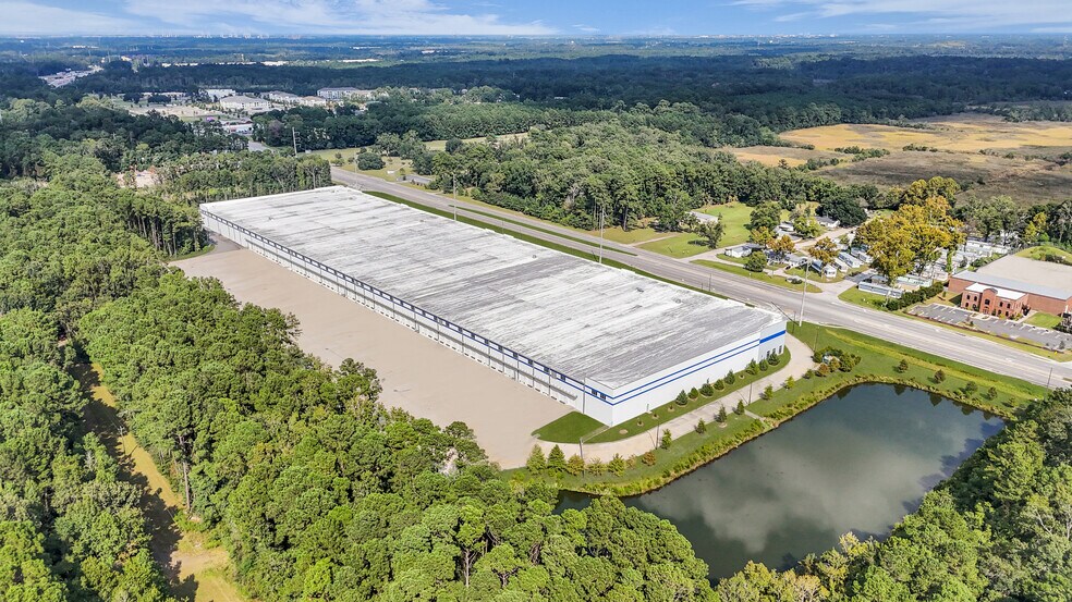 Primary Photo Of 1315 Dean Forest Rd, Savannah Unknown For Lease