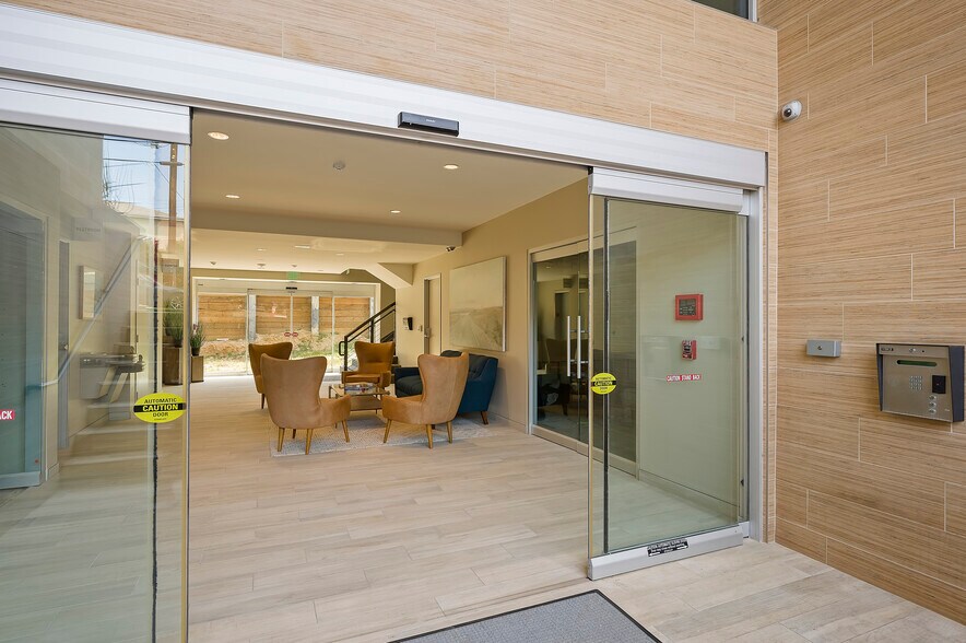 More Photos Of 2131 3rd Ave, San Diego Medical For Lease