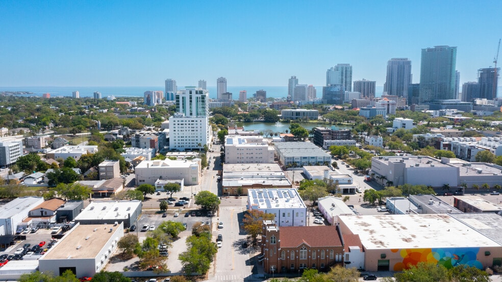 More Photos Of 290 9th St N, Saint Petersburg Storefront Retail Office For Lease