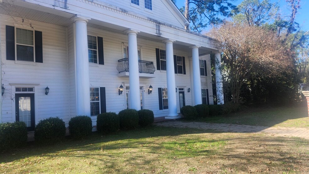 More Photos Of 1514 N Oak St, Valdosta Apartments For Sale