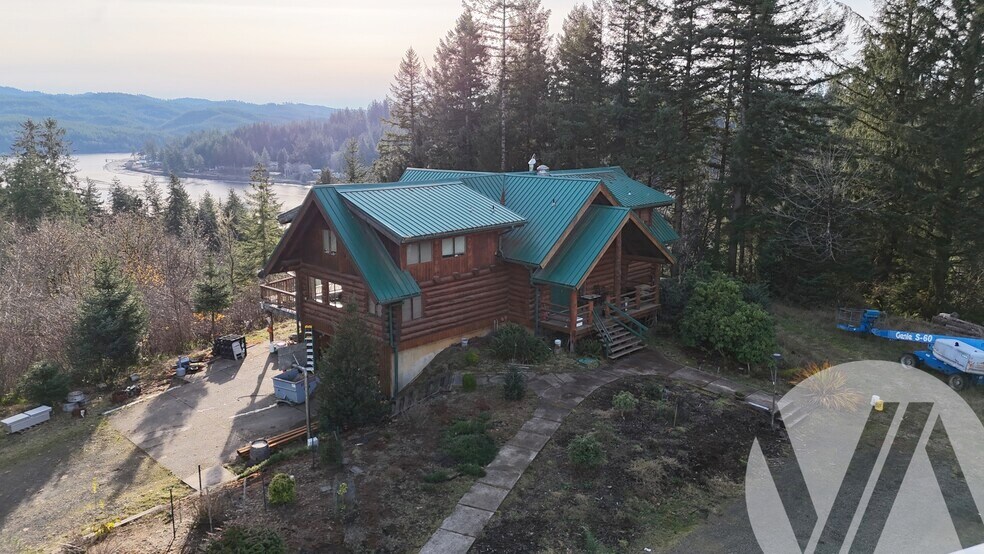 More Photos Of 330 S Bay Rd, Toledo Land For Sale