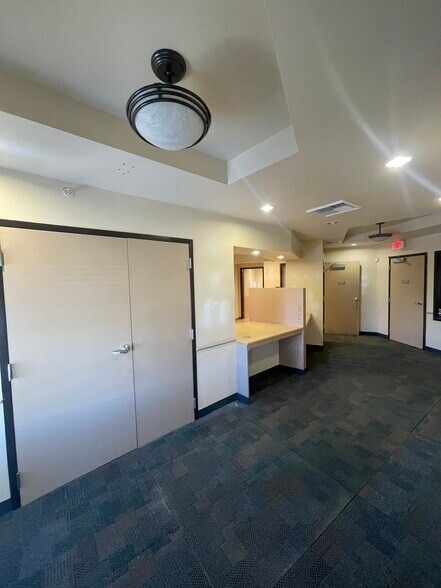 More Photos Of 2342 Professional Pky, Santa Maria Medical For Sale
