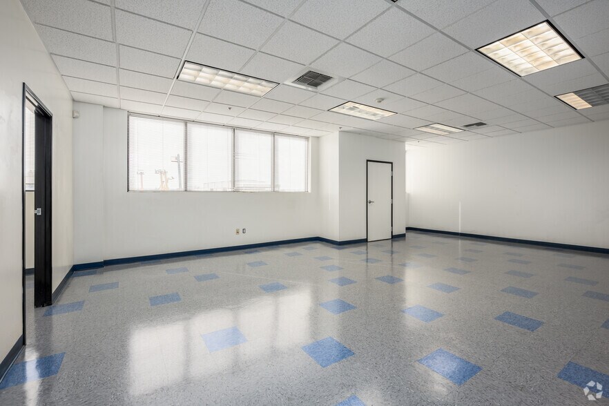 Photo of 1st Floor Ste Bay E