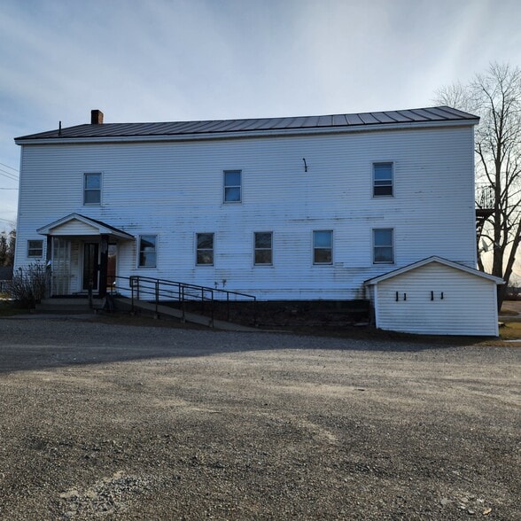 More Photos Of 69 E Main St, Searsport Religious Facility For Sale