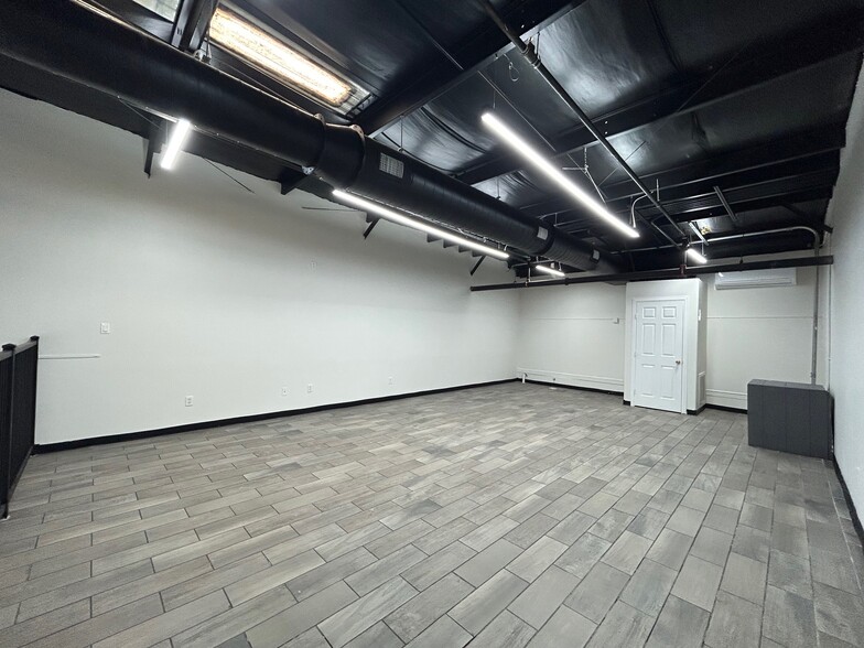More Photos Of 8218 Casa Verde Rd, Laredo Storefront Retail Office For Lease