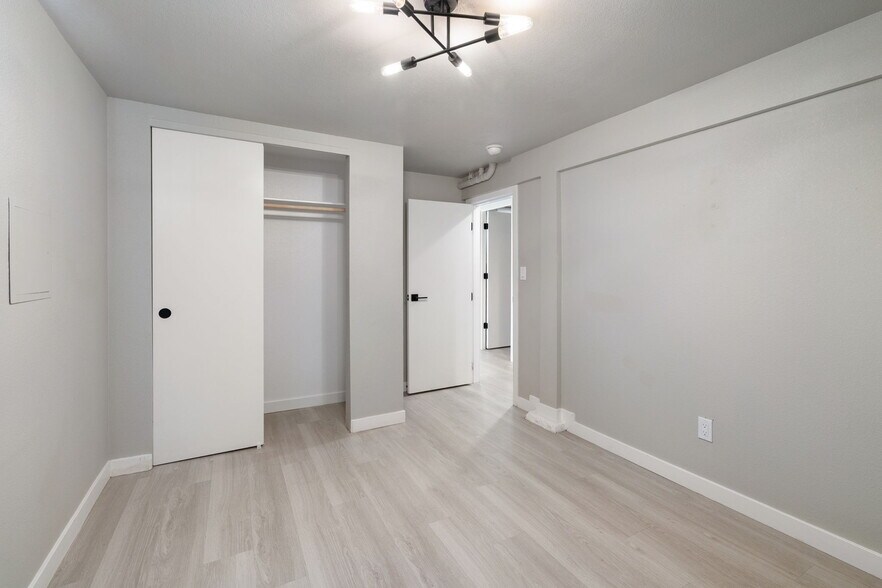 More Photos Of 943 S Wells Ave, Reno Specialty For Sale