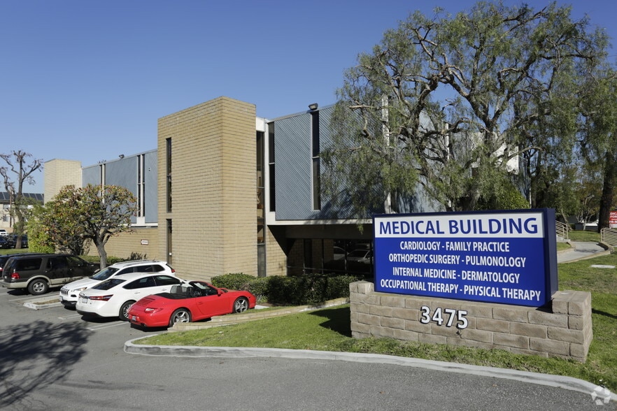 More Photos Of 3475 Torrance Blvd, Torrance Medical For Lease