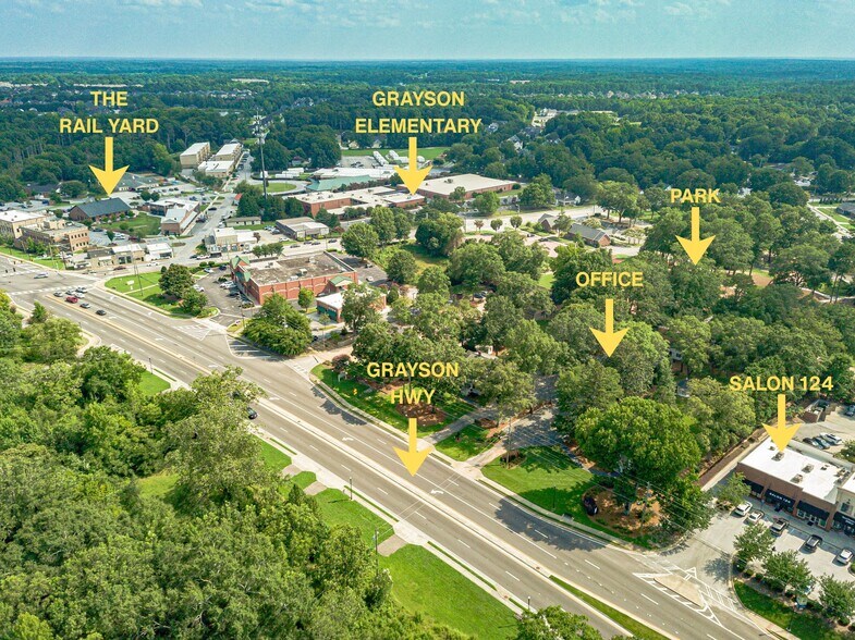 More Photos Of 2037 Grayson Hwy, Grayson Office For Sale