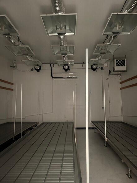 More Photos Of 1581 Boyles Way, Camp Verde Manufacturing For Sale