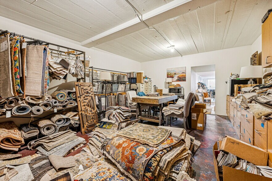 More Photos Of 120 W 9th St, Durango Flex For Lease