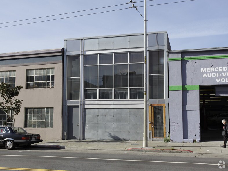 More Photos Of 146 11th St, San Francisco Industrial For Lease