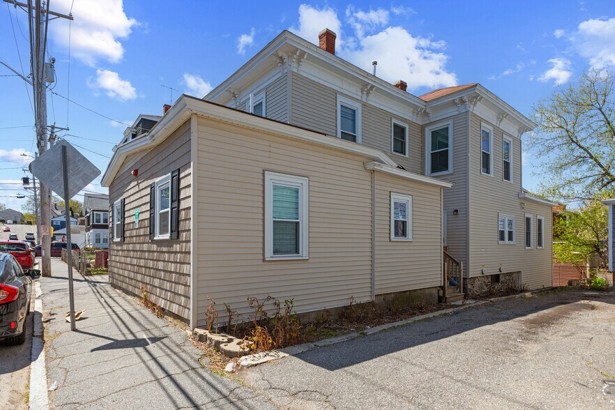More Photos Of 75 Bowers St, Lowell Apartments For Sale