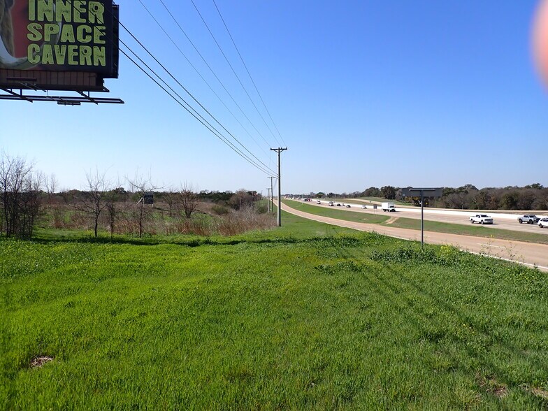 More Photos Of 109 Shanklin Rd, Belton Land For Sale