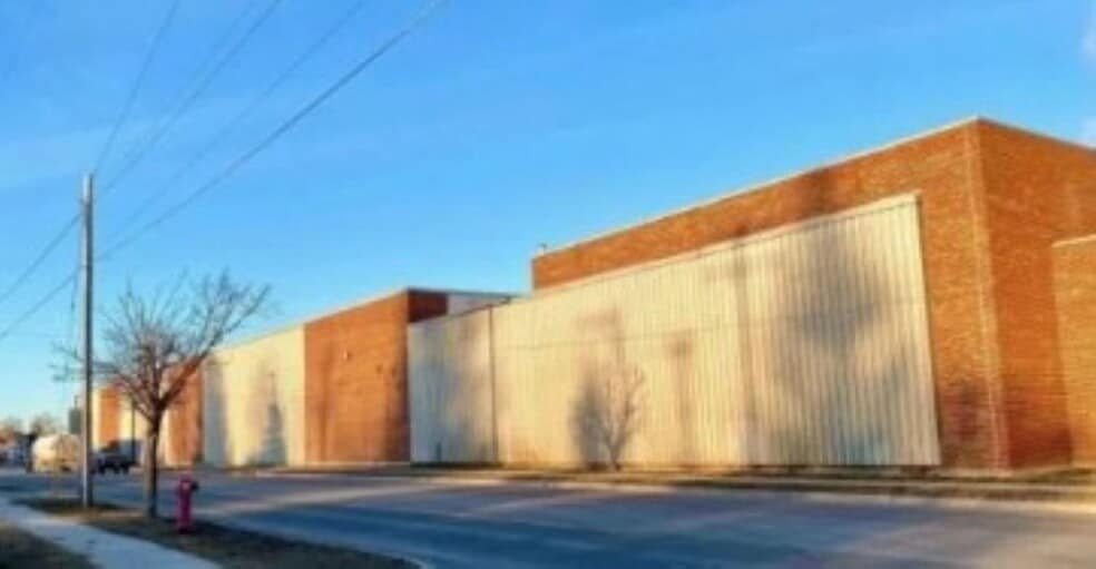 More Photos Of 437 S Main St, Cheboygan Manufacturing For Sale