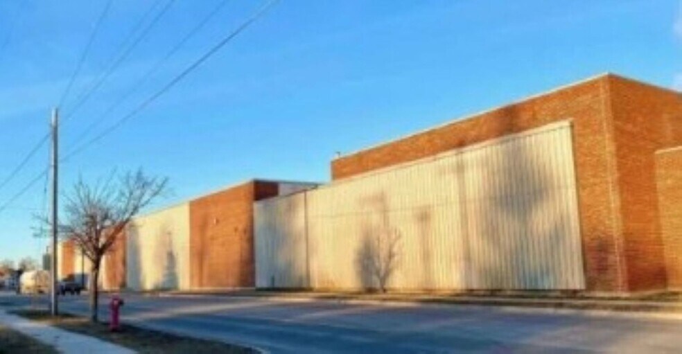 More Photos Of 437 S Main St, Cheboygan Manufacturing For Sale