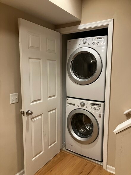 More Photos Of 423 N 40th St, Philadelphia Apartments For Sale