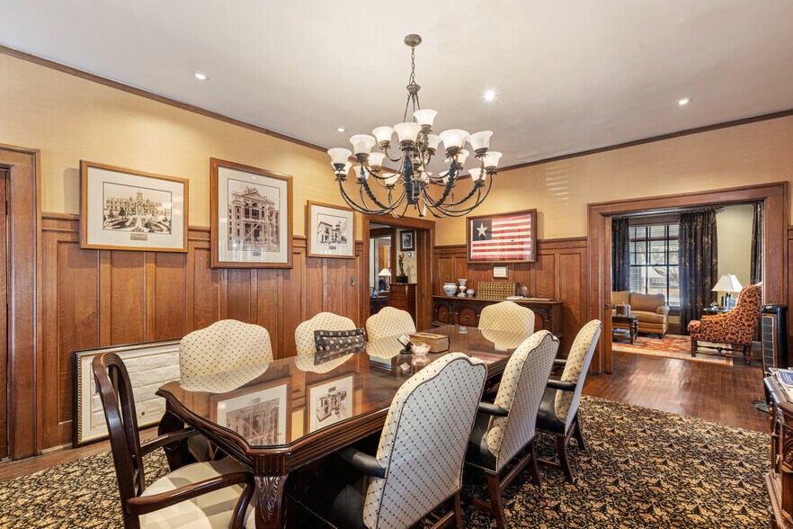 More Photos Of 1119 Pennsylvania Ave, Fort Worth Loft Creative Space For Sale