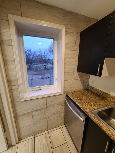 More Photos Of 2360 N Nevada Ave, Minneapolis Warehouse For Sale