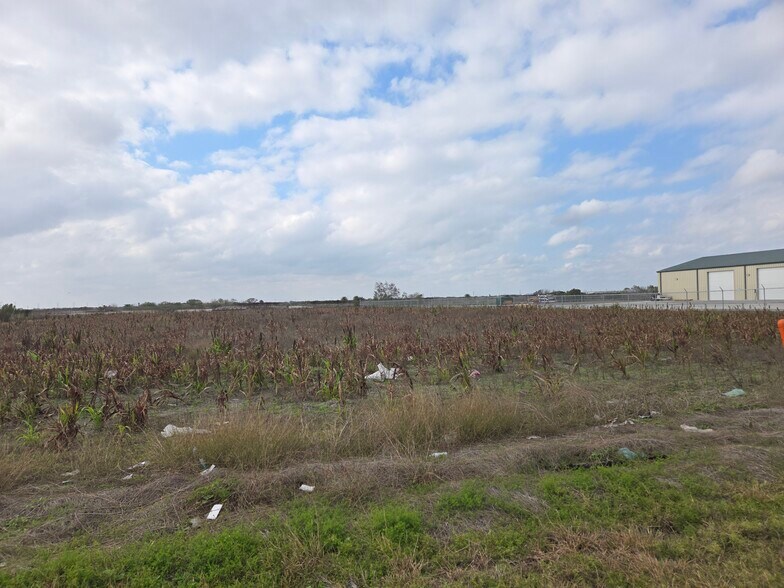 More Photos Of 2729 Ih 69, Robstown Land For Sale