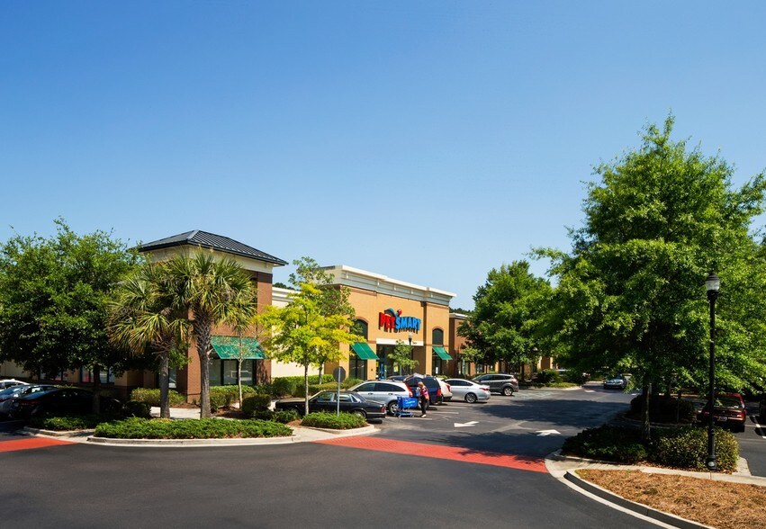 More Photos Of 600 Long Point Rd, Mount Pleasant Unknown For Lease