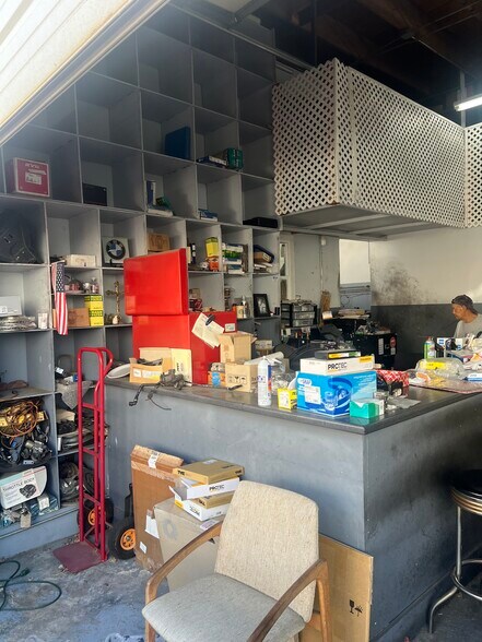 More Photos Of 17733 Chatsworth St, Granada Hills Auto Repair For Sale