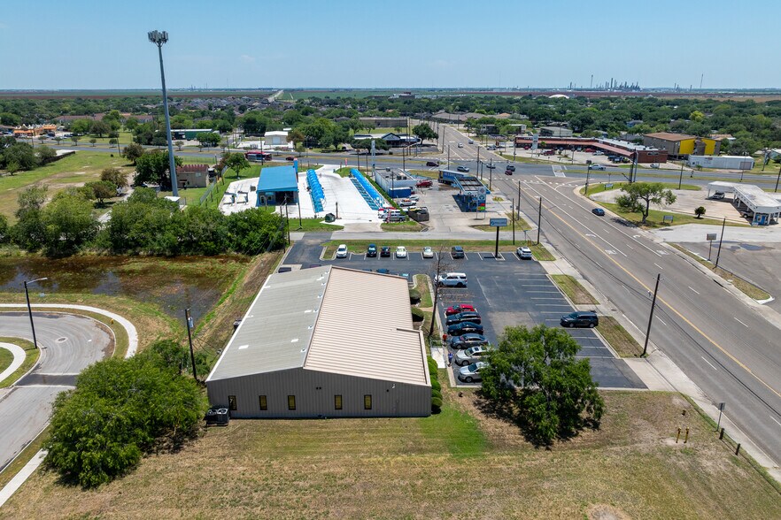 More Photos Of 3022 McKinzie Rd, Corpus Christi Medical For Sale