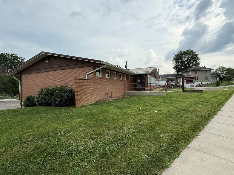 More Photos Of 1117 Clark St, Cambridge Medical For Sale