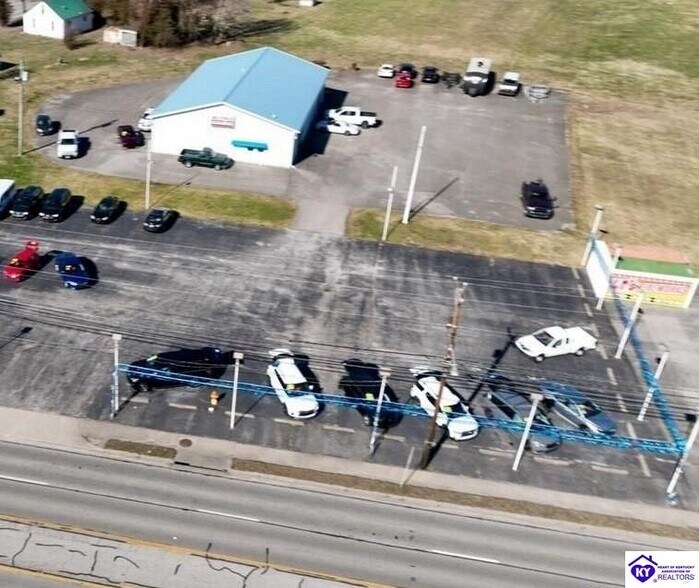 Primary Photo Of 711 E Broadway St, Campbellsville General Retail For Sale