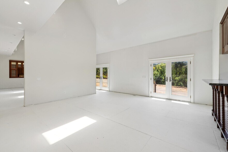 More Photos Of 5151 Wild Horse Valley Rd, Napa Apartments For Sale