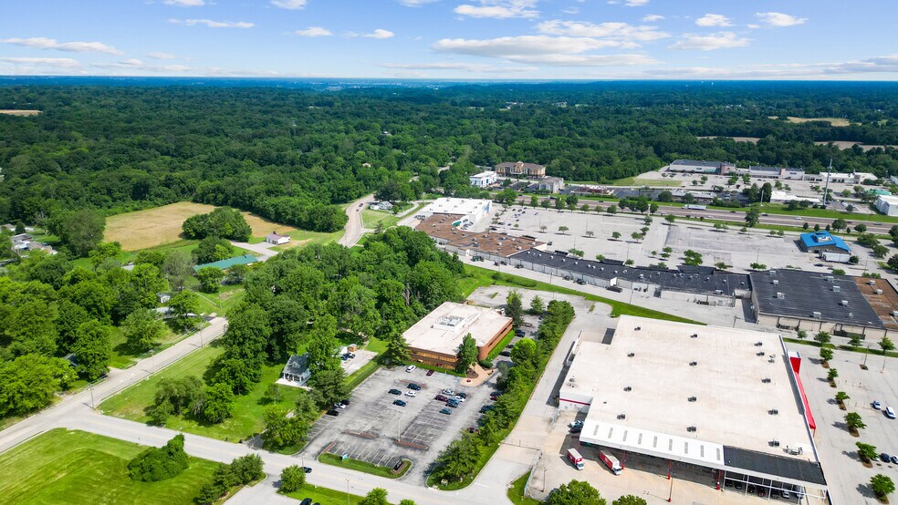 More Photos Of 141 Market Place Dr, Fairview Heights Office For Sale