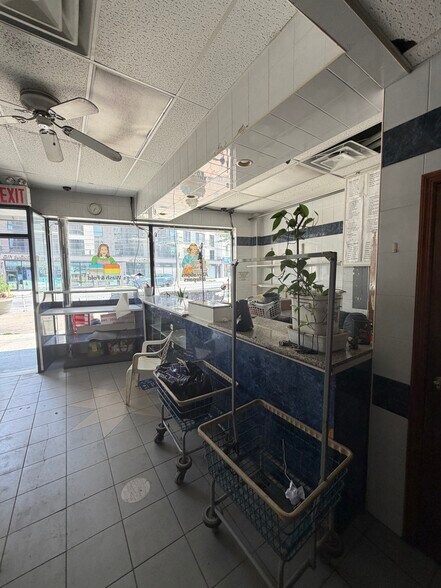 More Photos Of 2106 Newtown ave, Queens Flex For Lease