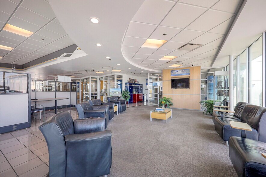 More Photos Of 3921 Frederick Ave, Saint Joseph General Retail For Sale