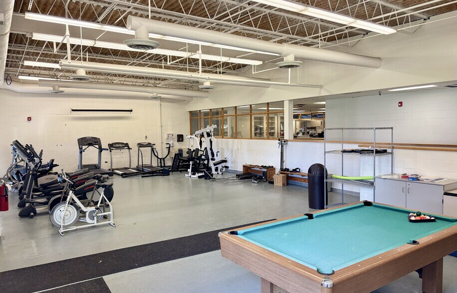 More Photos Of 1490 E 191st St, Euclid Light Manufacturing For Lease