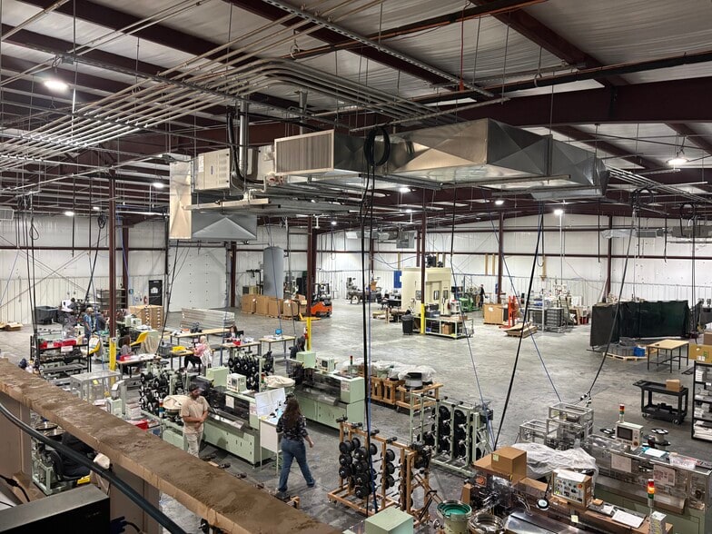 More Photos Of 114 Bright Rd, Guntersville Light Distribution For Sale