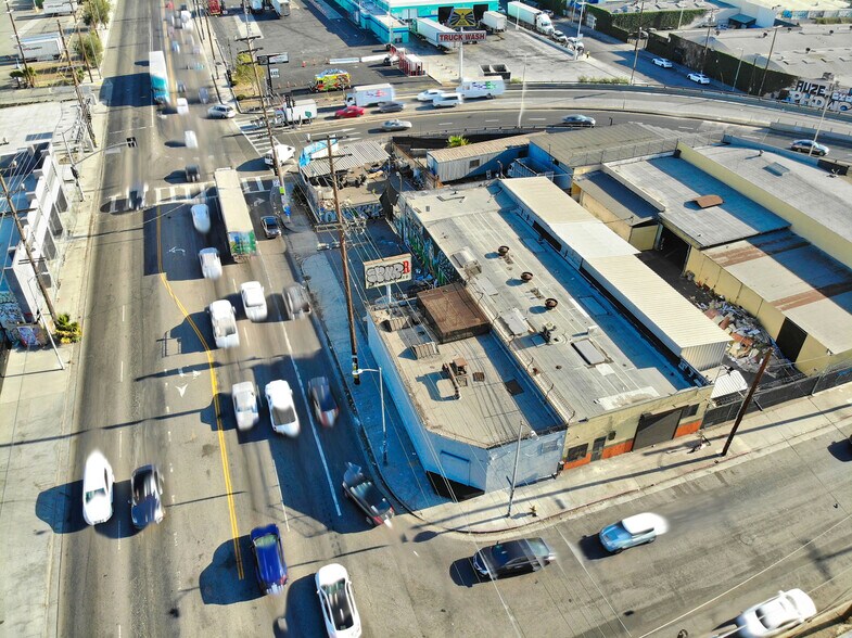 More Photos Of 1601 S Alameda St, Los Angeles Convenience Store For Sale