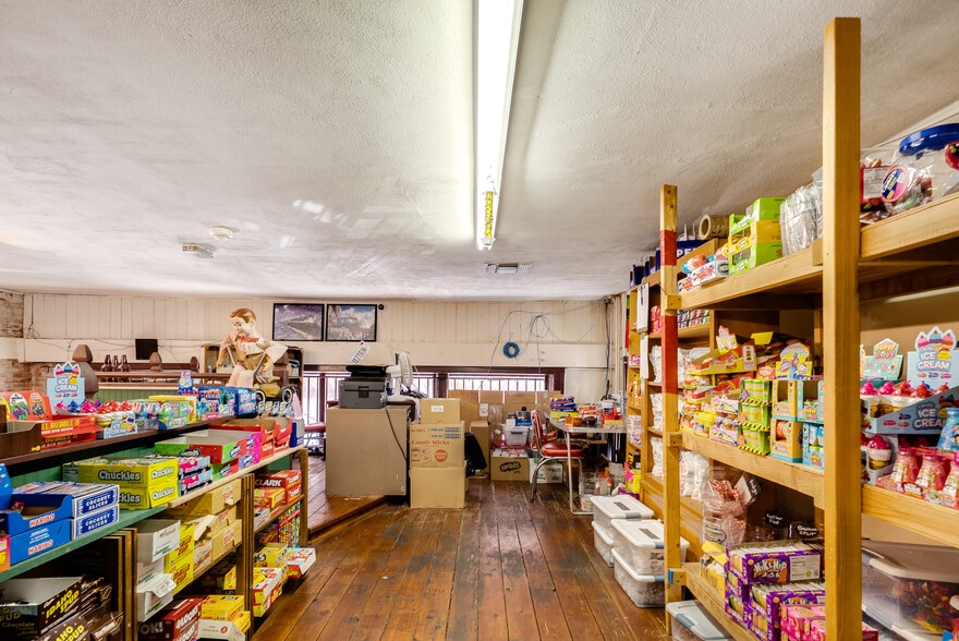 More Photos Of 2130-2134 Main St, Julian Storefront For Sale