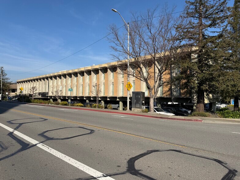 More Photos Of 750 Las Gallinas Ave, San Rafael Medical For Lease