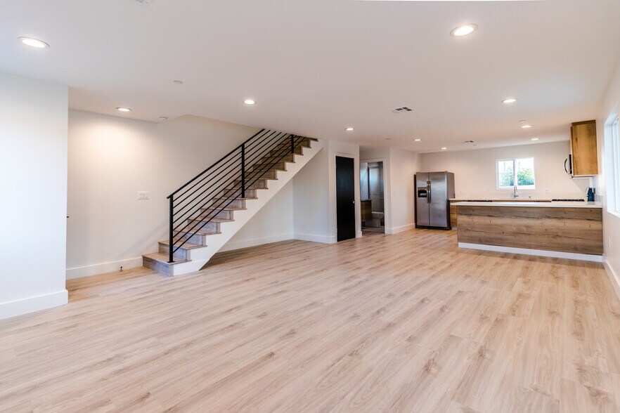 More Photos Of 5014 Pickford St, Los Angeles Apartments For Sale