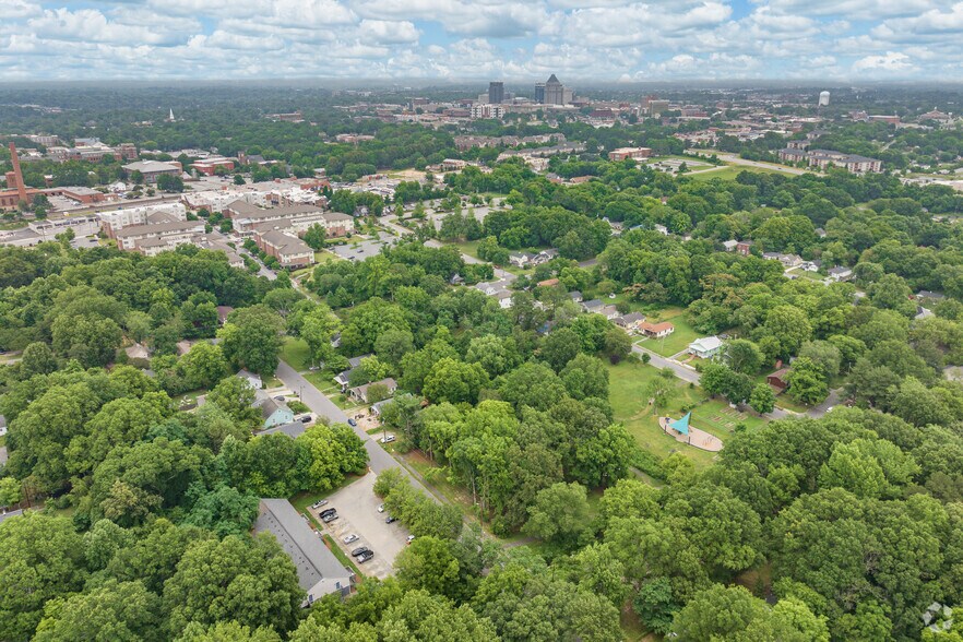 More Photos Of 920 Highland Ave, Greensboro Apartments For Sale