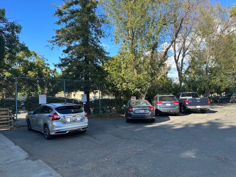 More Photos Of 1615 5th St, Davis Office For Sale