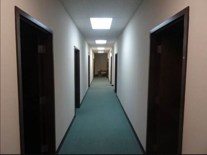 More Photos Of 310 Dick St, Fayetteville Office For Lease