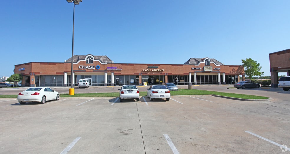 More Photos Of 9108-9124 Camp Bowie Blvd W, Fort Worth Unknown For Lease