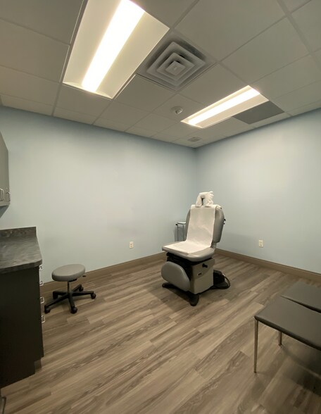 More Photos Of 788 S Watters Rd, Allen Medical For Sale