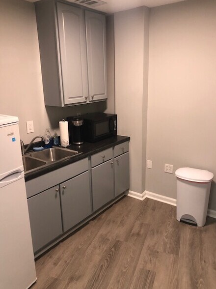 More Photos Of 4 S Tennessee St, Cartersville Office For Lease