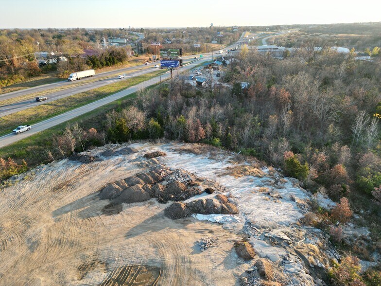 More Photos Of Crews Dr, Saint Clair Land For Lease