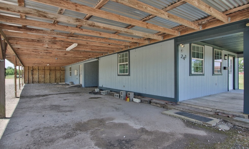 More Photos Of 241 McKeever Rd, Rosharon Land For Sale