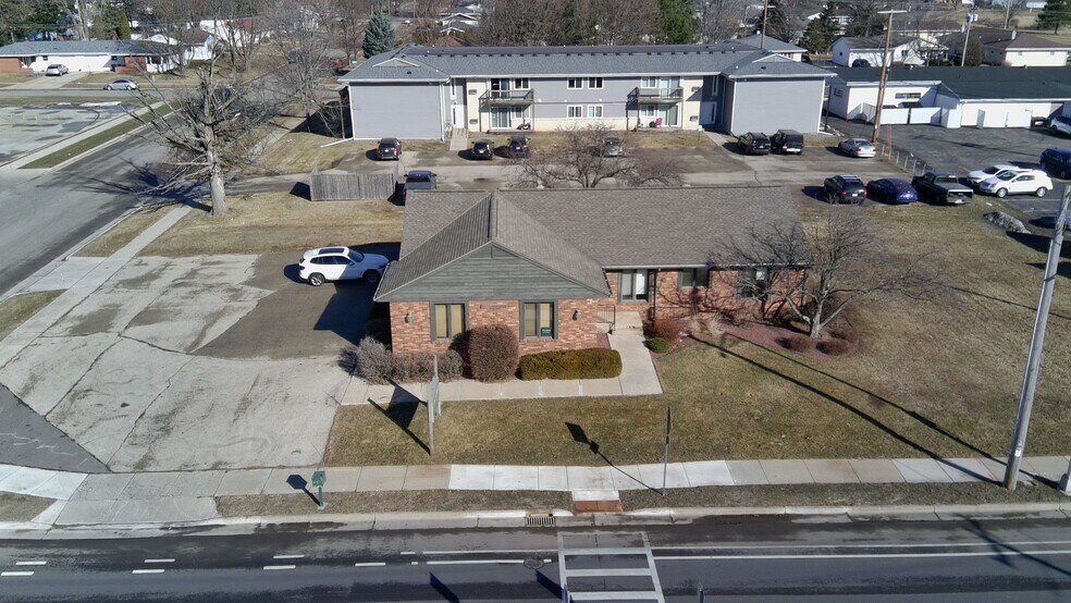 More Photos Of 2100 W Court St, Janesville Freestanding For Sale
