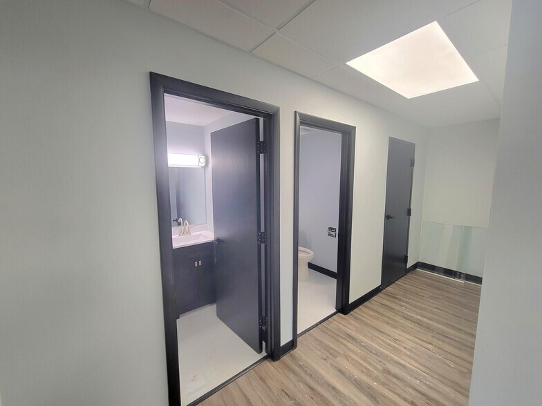More Photos Of 7725 Broadway, Merrillville Medical For Lease