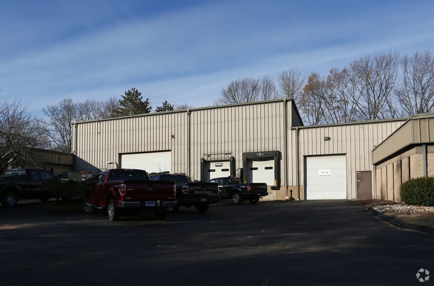 More Photos Of 273 Dividend Rd, Rocky Hill Manufacturing For Sale
