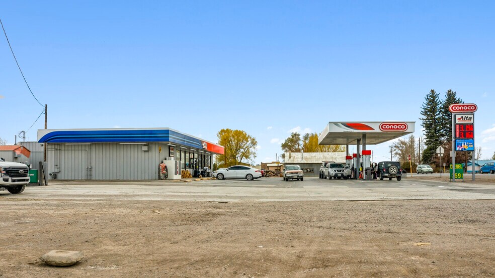 More Photos Of 320 Spruce St, La Jara General Retail For Sale